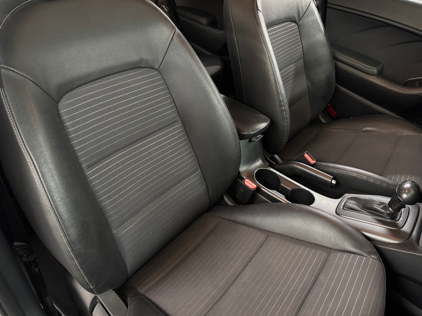 Thumbnail: 2016 Kia Forte - 2