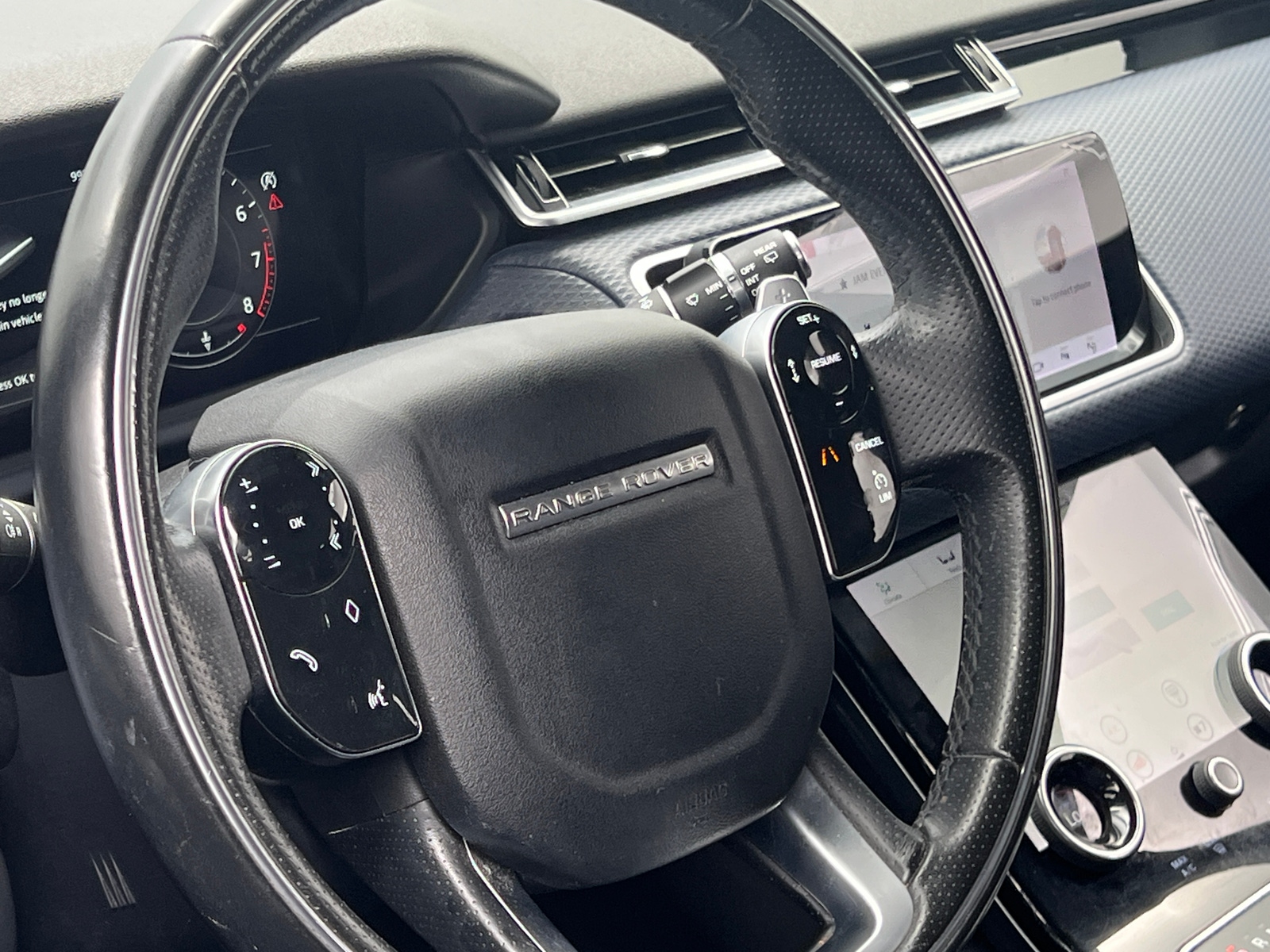 Thumbnail: 2019 Land Rover Range Rover Velar - 4