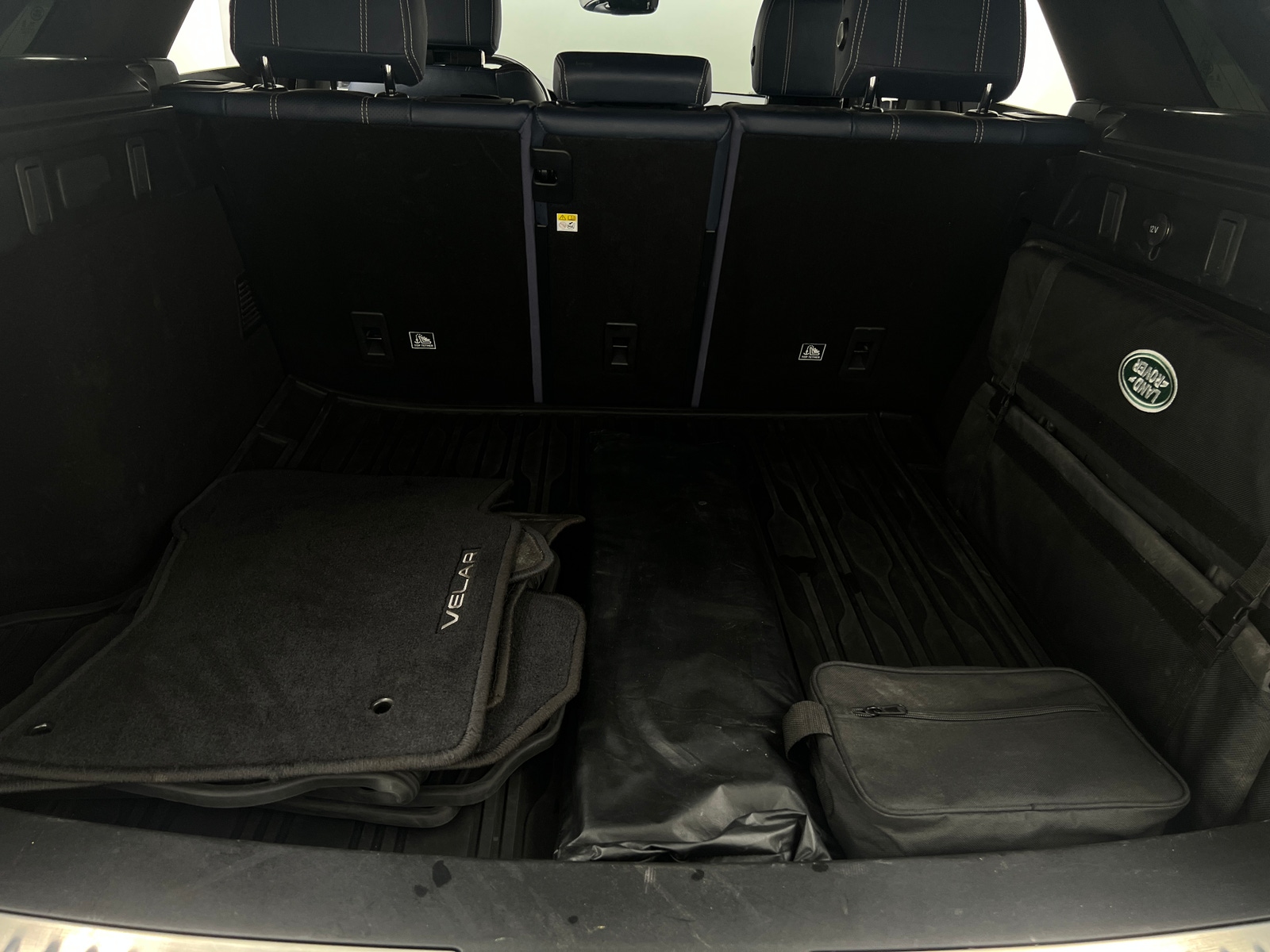 Thumbnail: 2019 Land Rover Range Rover Velar - 6