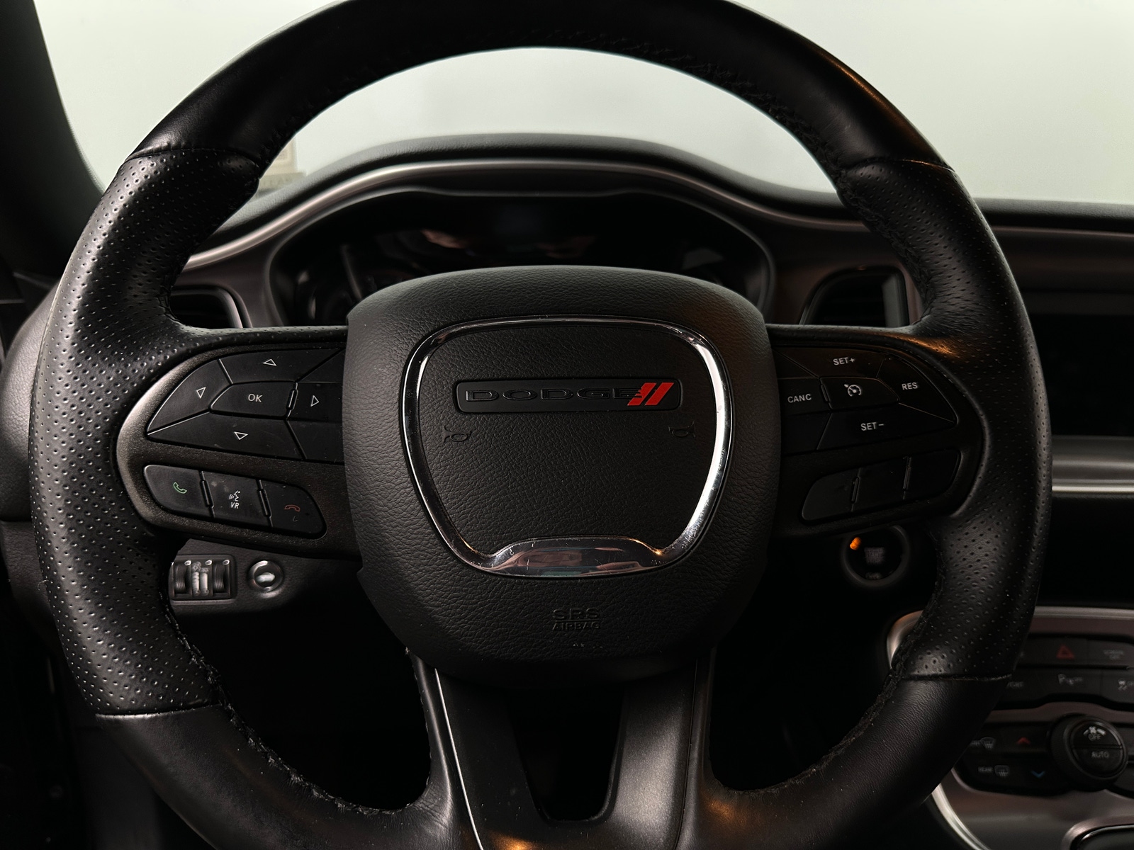 Thumbnail: 2021 Dodge Challenger - 4