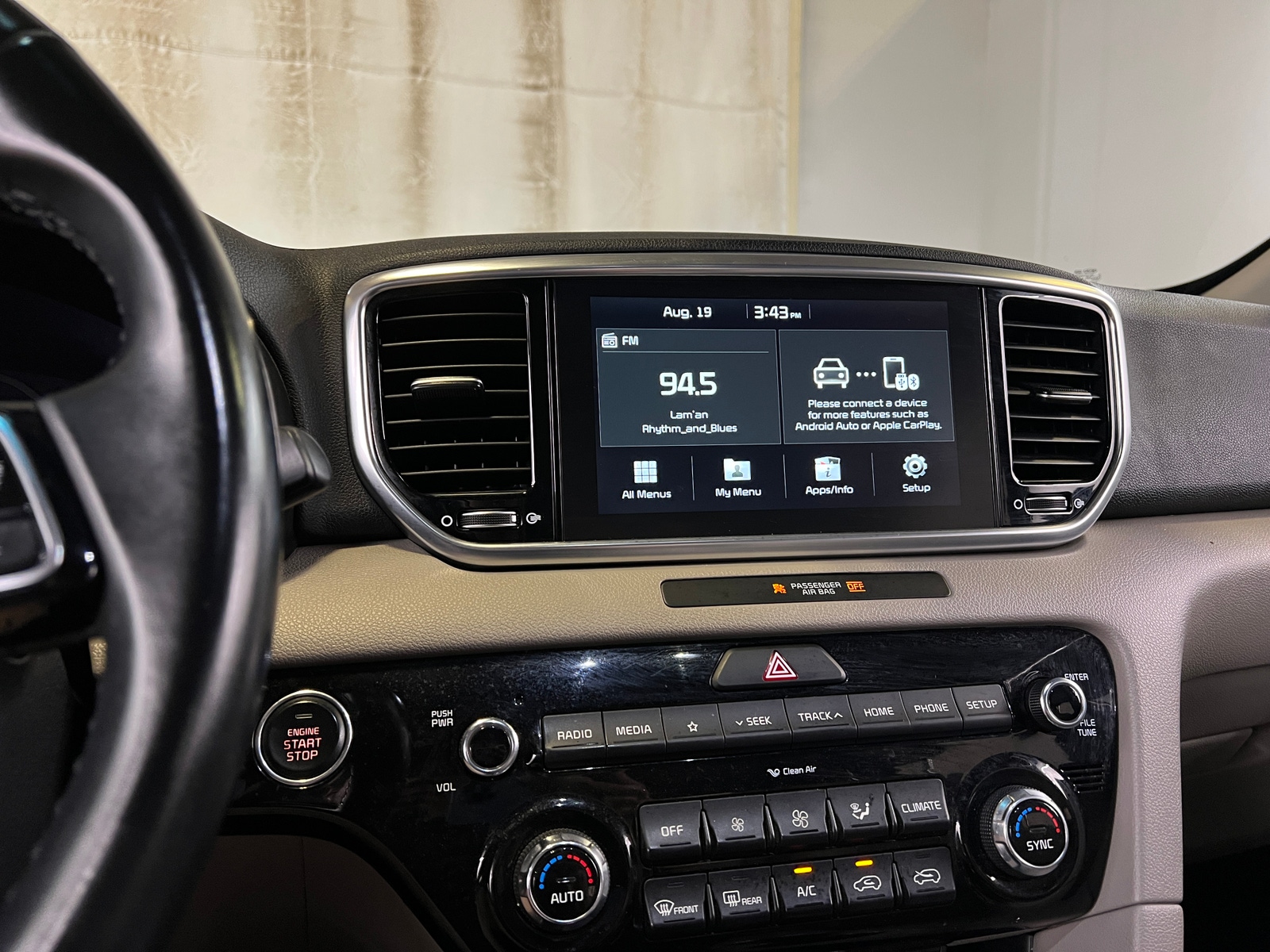 Thumbnail: 2022 Kia Sportage - 3