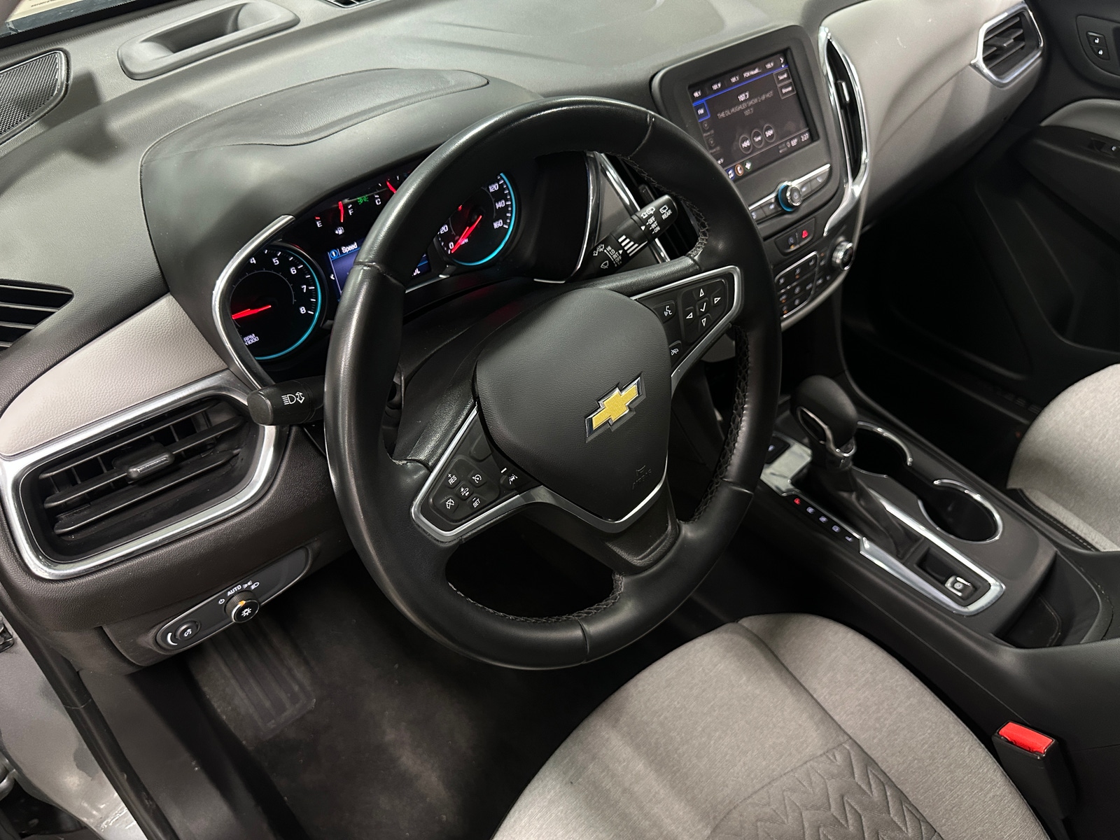 Thumbnail: 2023 Chevrolet Equinox - 3