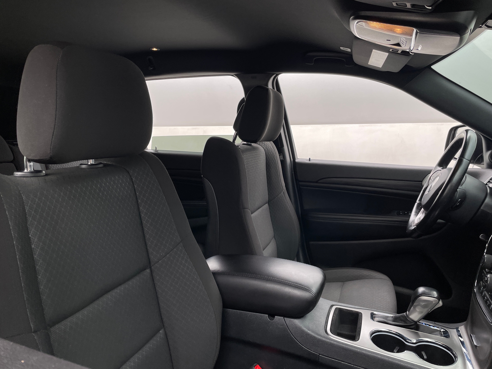 Thumbnail: 2020 Jeep Grand Cherokee - 2