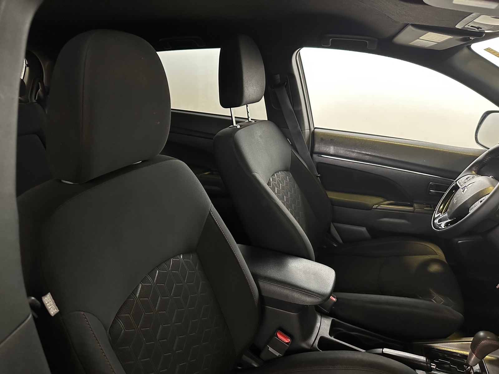 Thumbnail: 2021 Mitsubishi Outlander Sport - 2