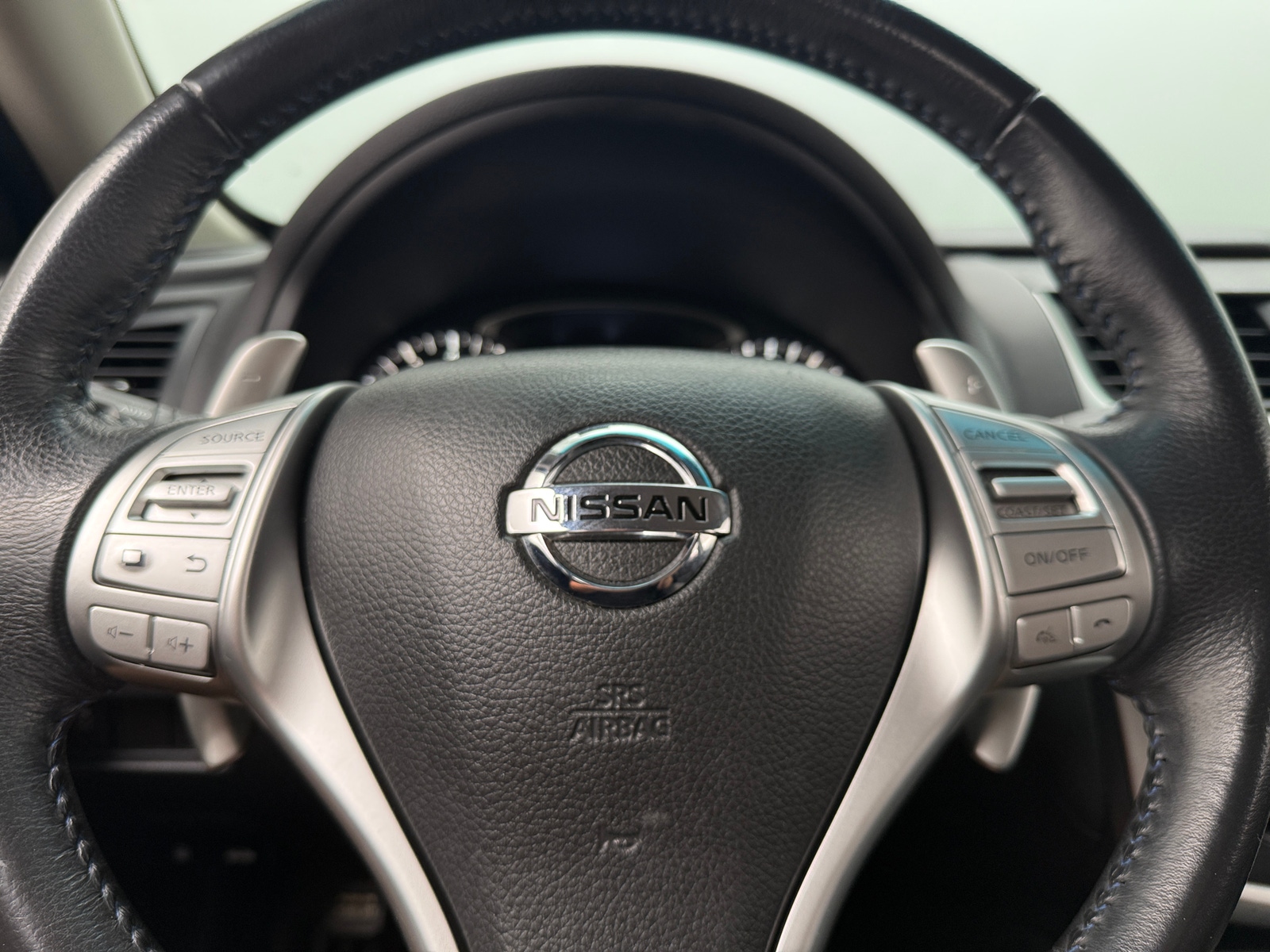 Thumbnail: 2017 Nissan Altima - 5