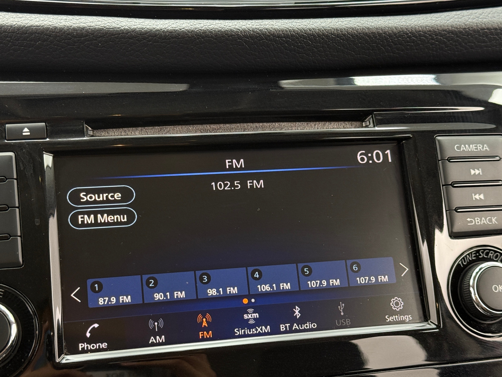 Thumbnail: 2019 Nissan Rogue - 4