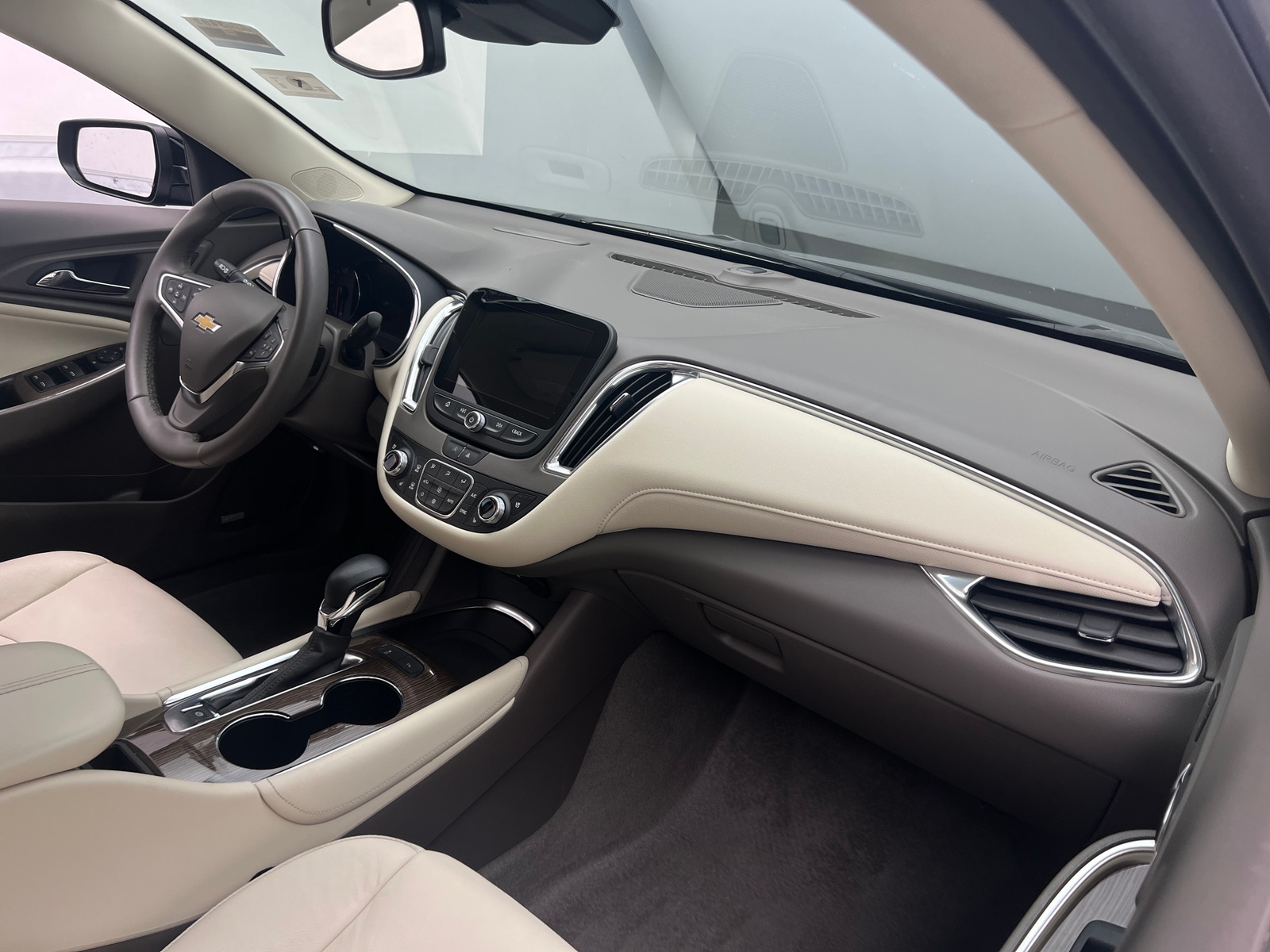 Thumbnail: 2024 Chevrolet Malibu - 2