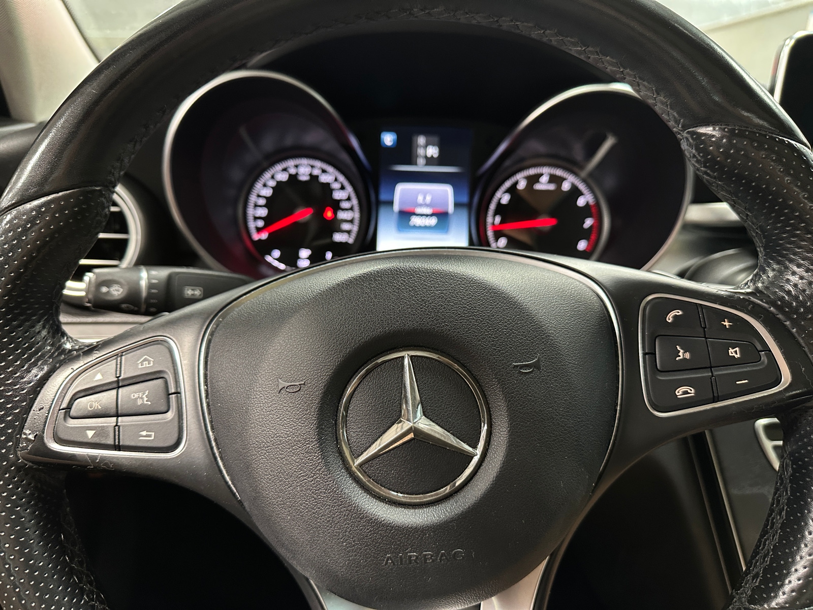 Thumbnail: 2016 Mercedes-Benz C-Class - 4