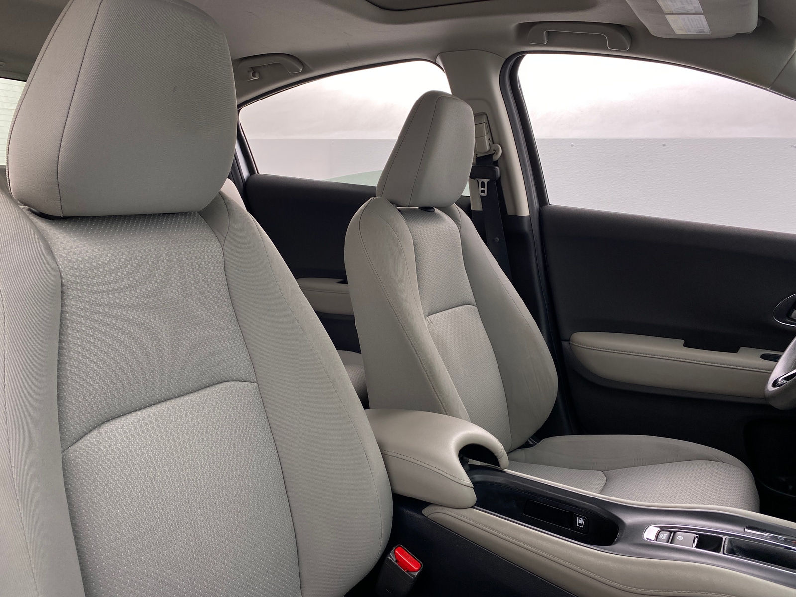 Thumbnail: 2022 Honda HR-V - 2