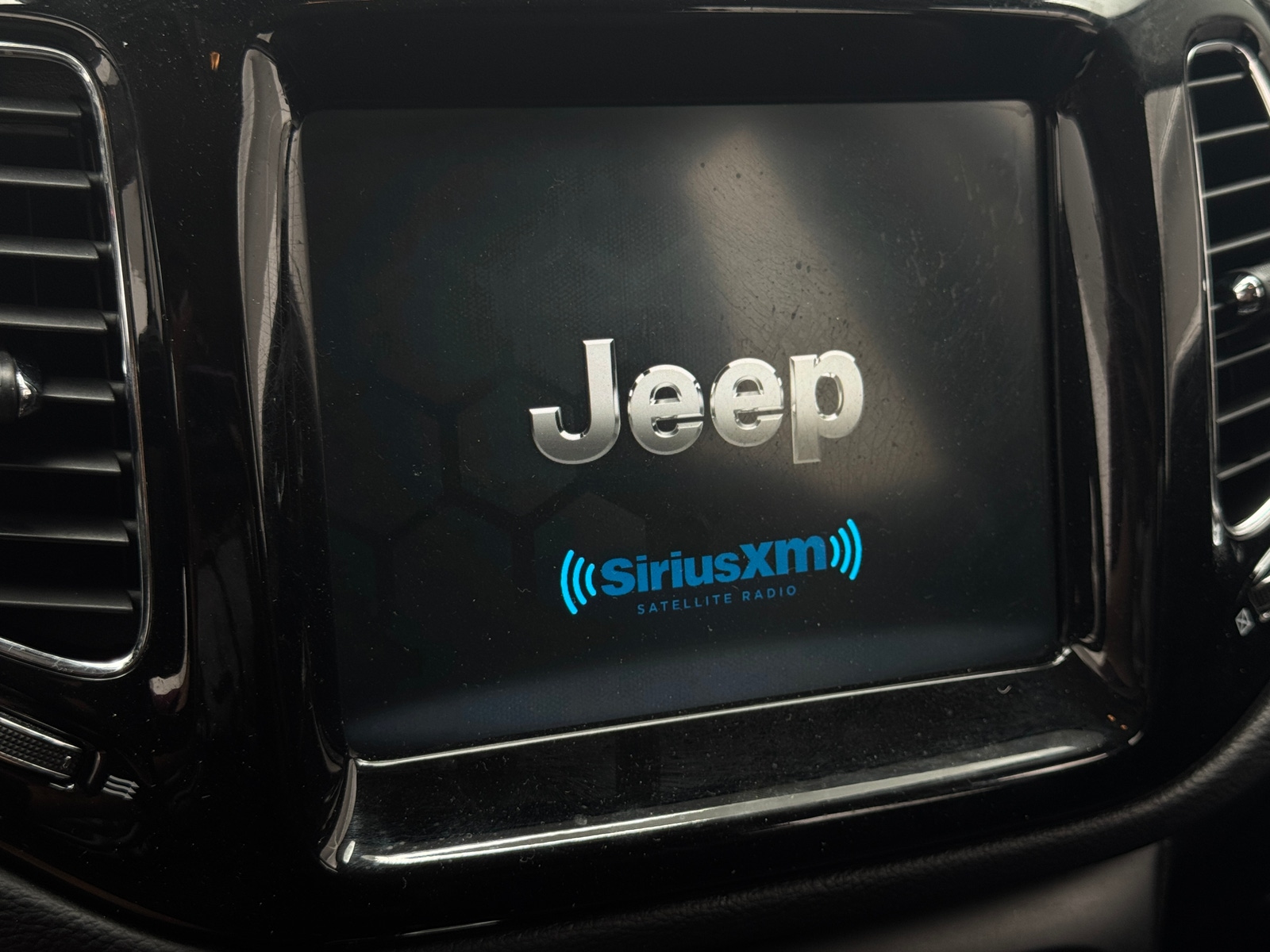 Thumbnail: 2021 Jeep Compass - 4