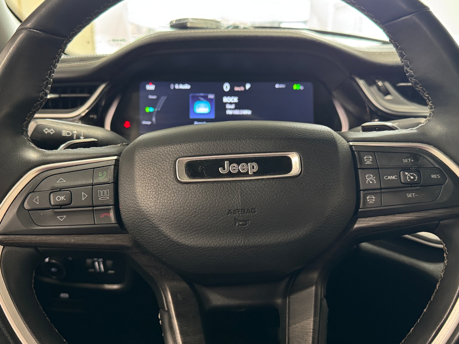 Thumbnail: 2023 Jeep Grand Cherokee - 5