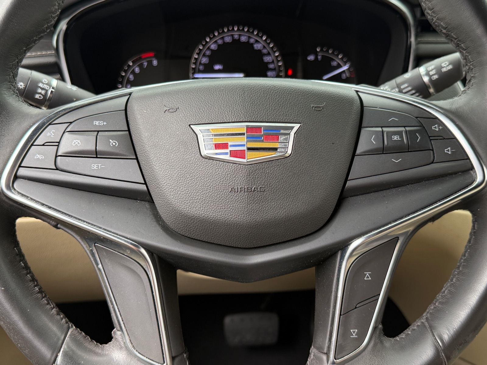 Thumbnail: 2018 Cadillac XT5 - 4