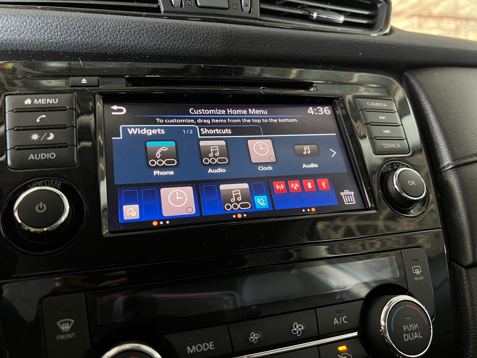 Thumbnail: 2019 Nissan Rogue - 4
