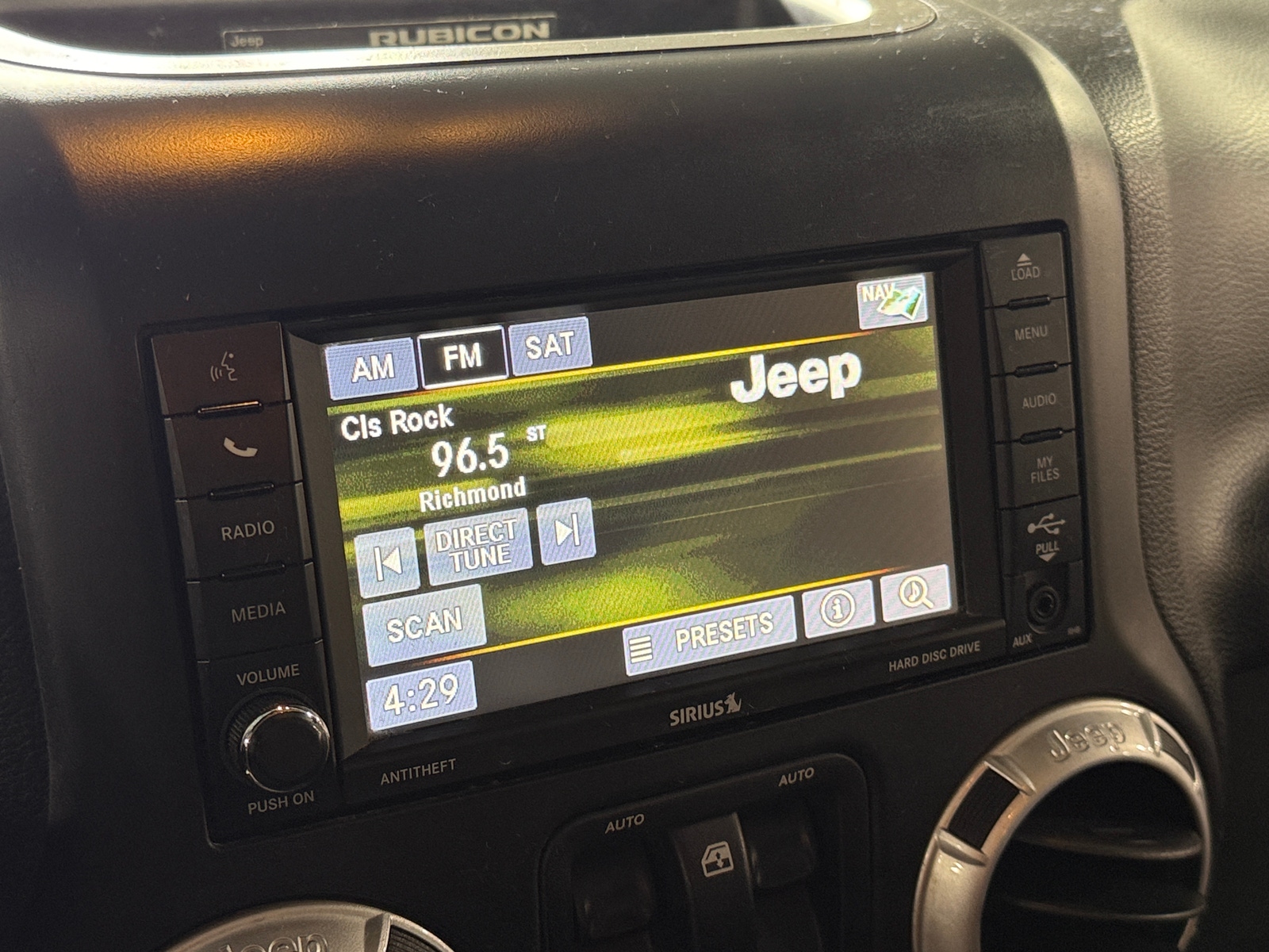 Thumbnail: 2013 Jeep Wrangler - 3