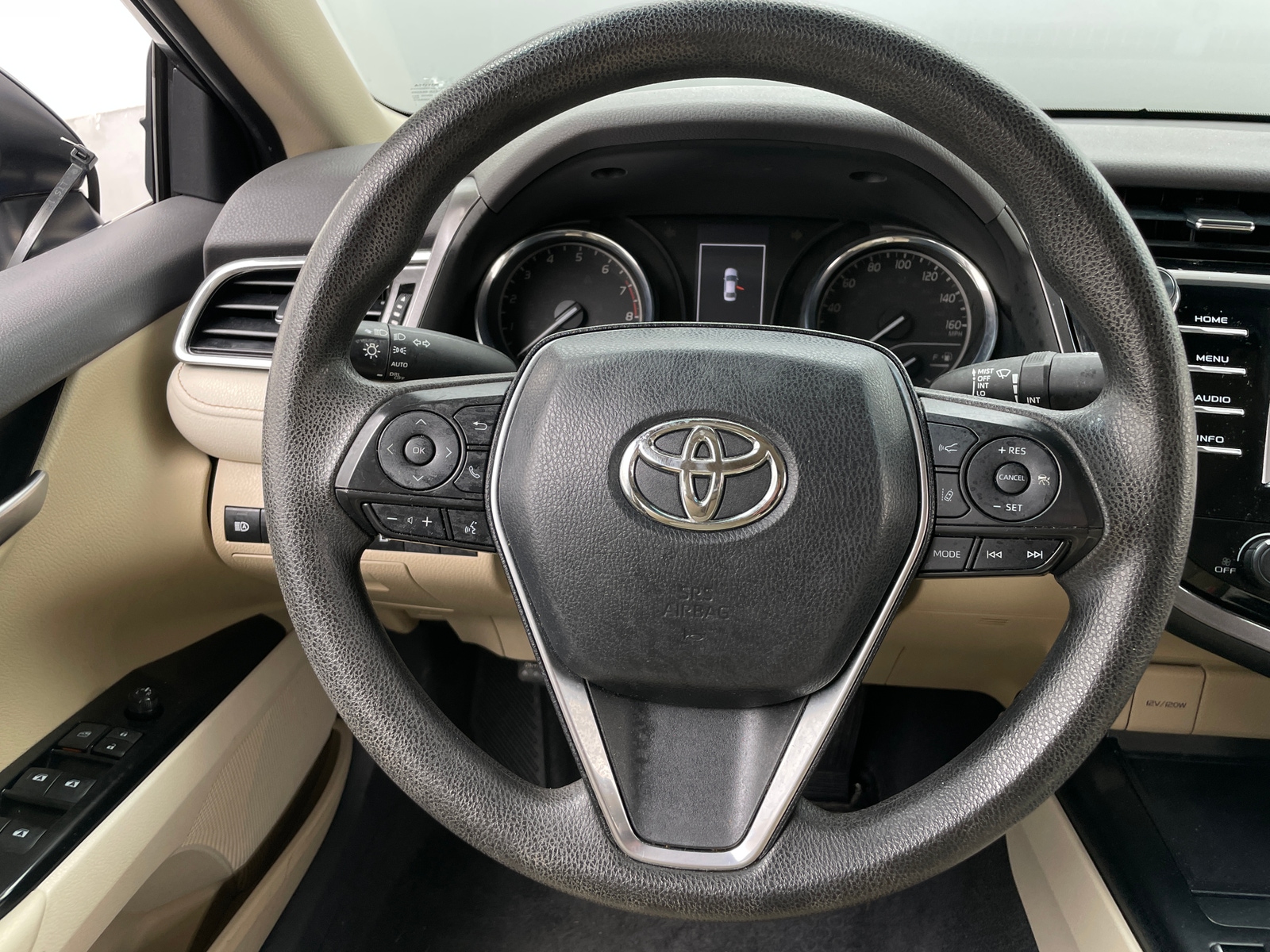 Thumbnail: 2018 Toyota Camry - 5