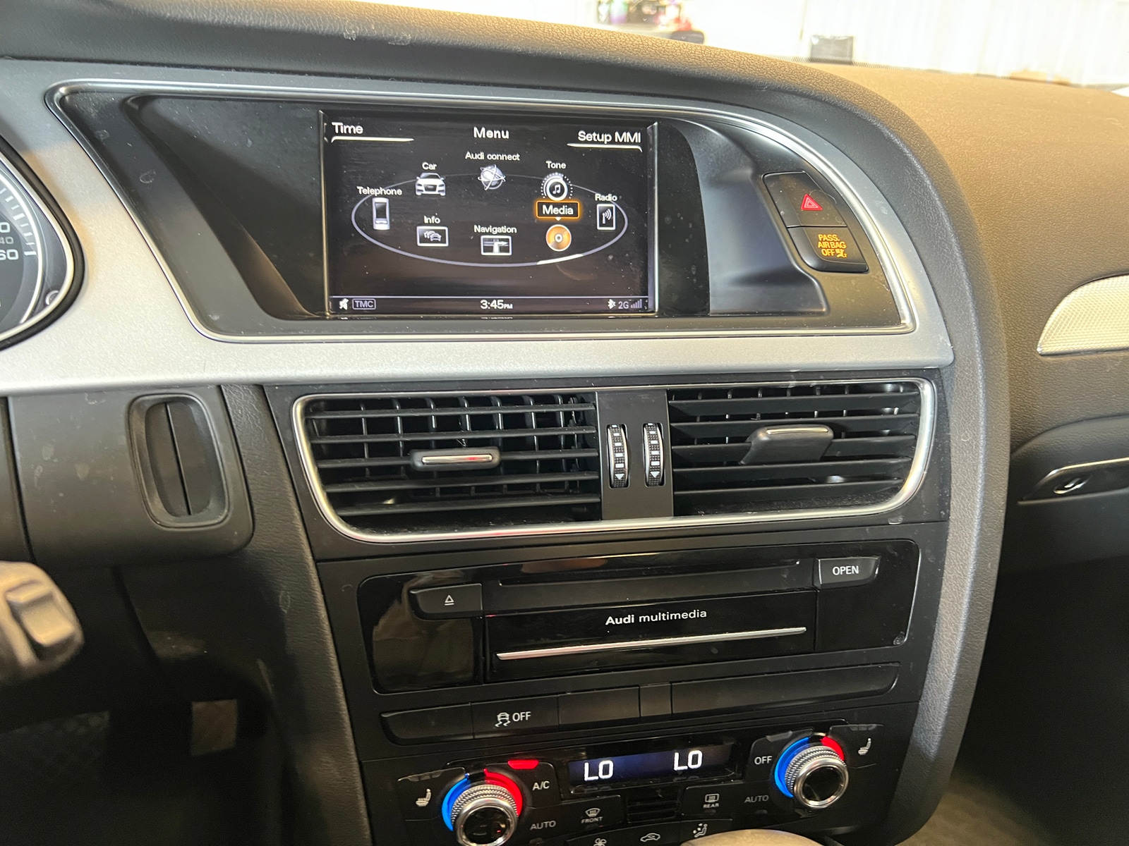 Thumbnail: 2016 Audi A4 - 3