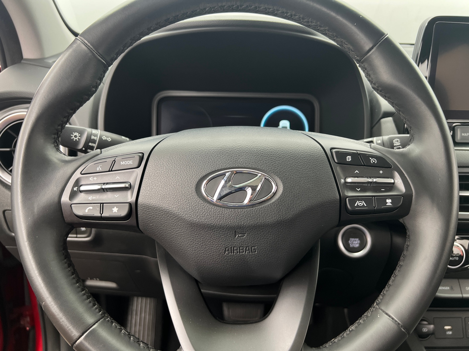 Thumbnail: 2022 Hyundai Kona - 4