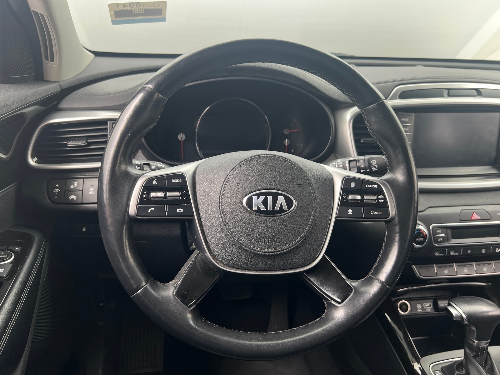 Thumbnail: 2019 Kia Sorento - 4