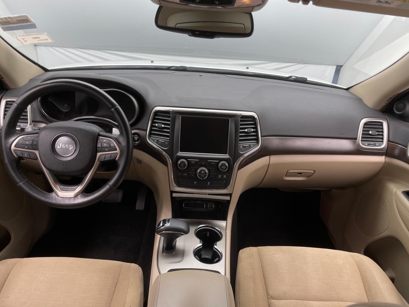 Thumbnail: 2015 Jeep Grand Cherokee - 3