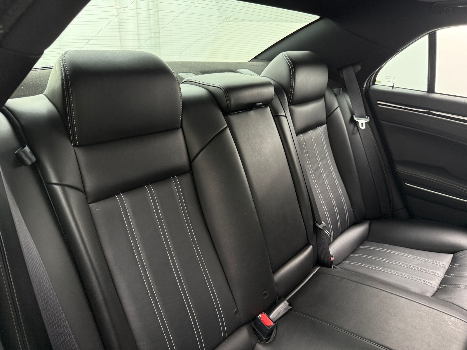 Thumbnail: 2023 Chrysler 300 - 5