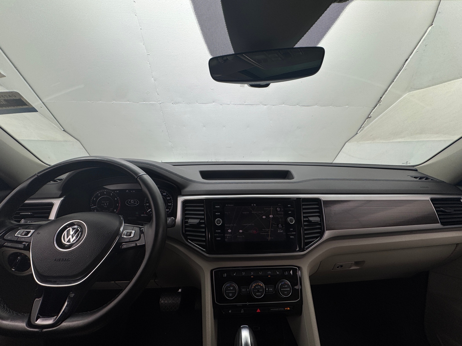 Thumbnail: 2019 Volkswagen Atlas - 2