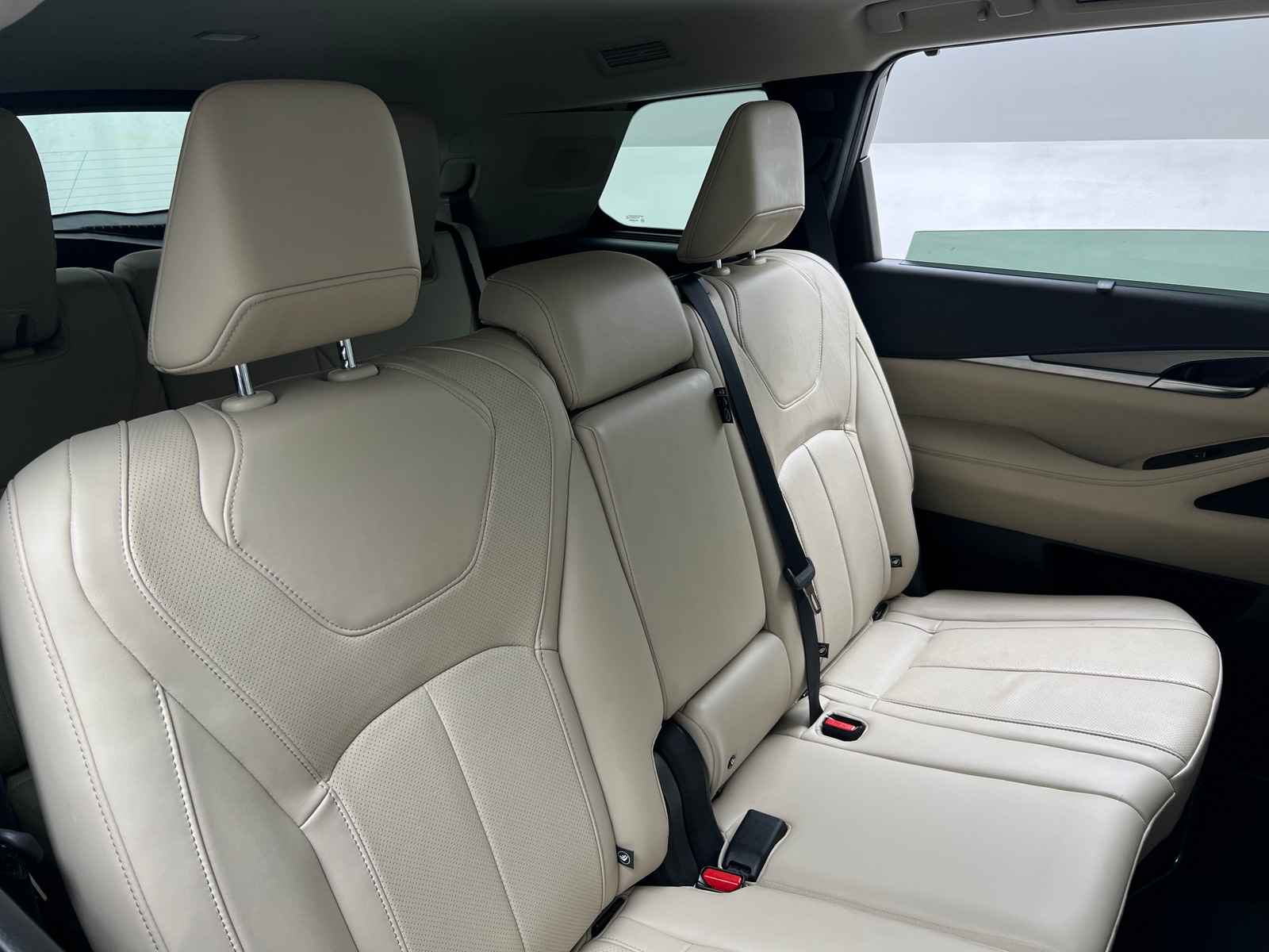Thumbnail: 2023 INFINITI QX60 - 5