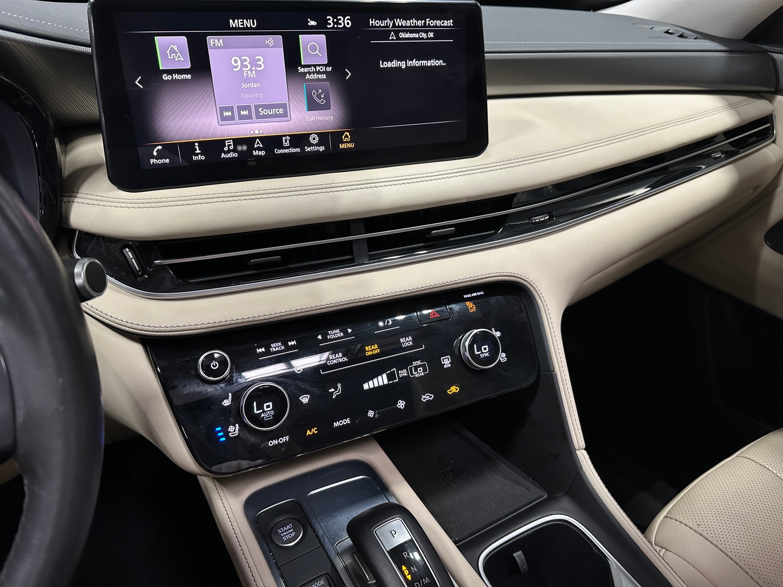 Thumbnail: 2023 INFINITI QX60 - 3