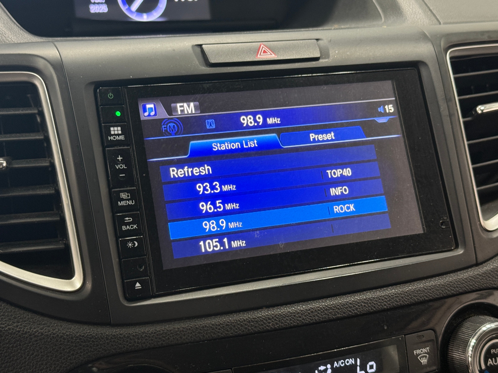 Thumbnail: 2016 Honda CR-V - 3