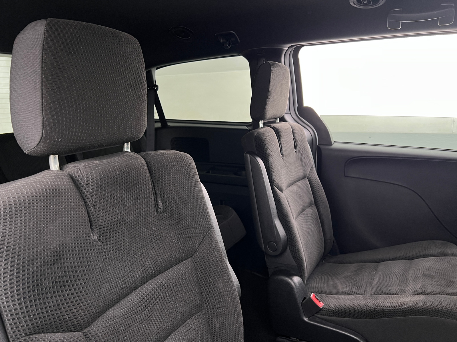 Thumbnail: 2020 Dodge Grand Caravan - 6
