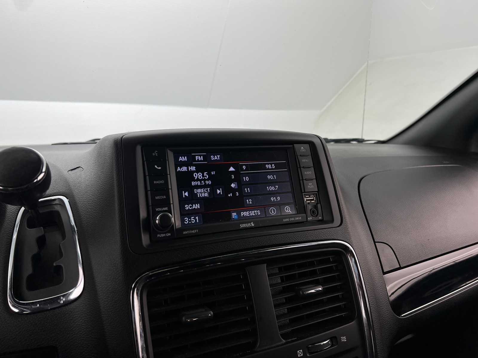 Thumbnail: 2020 Dodge Grand Caravan - 4