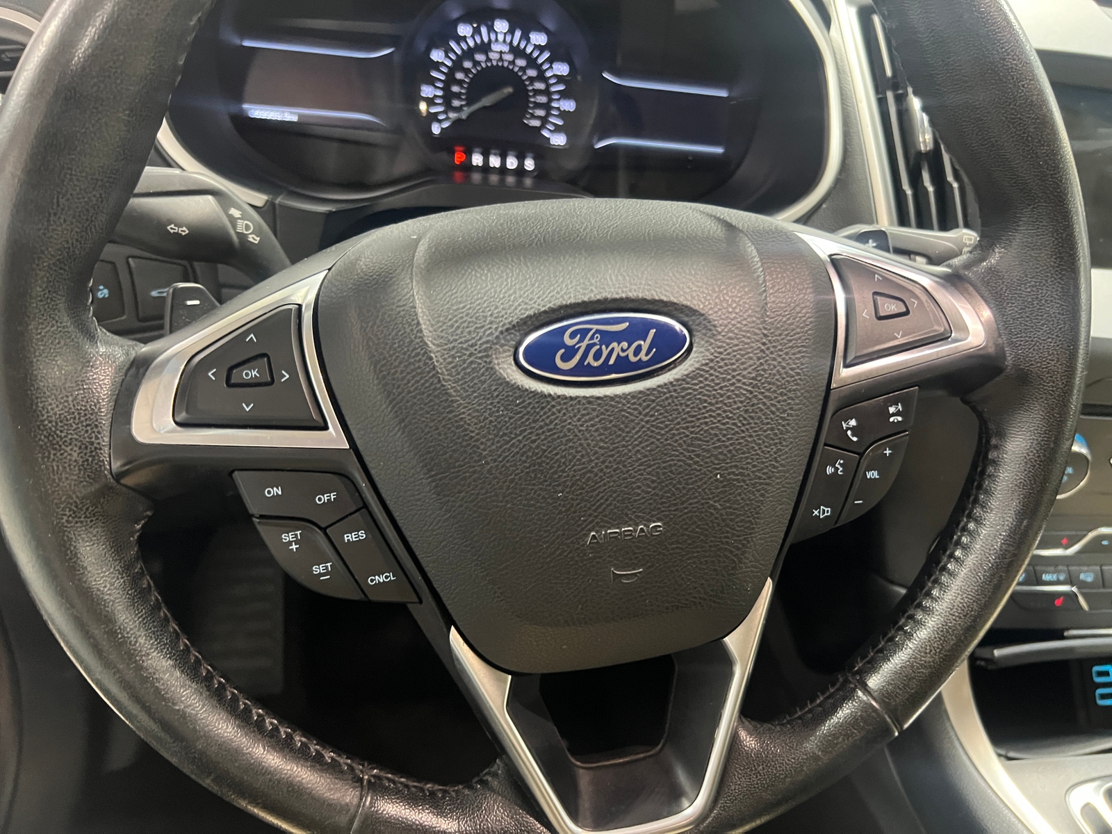 Thumbnail: 2017 Ford Edge - 5