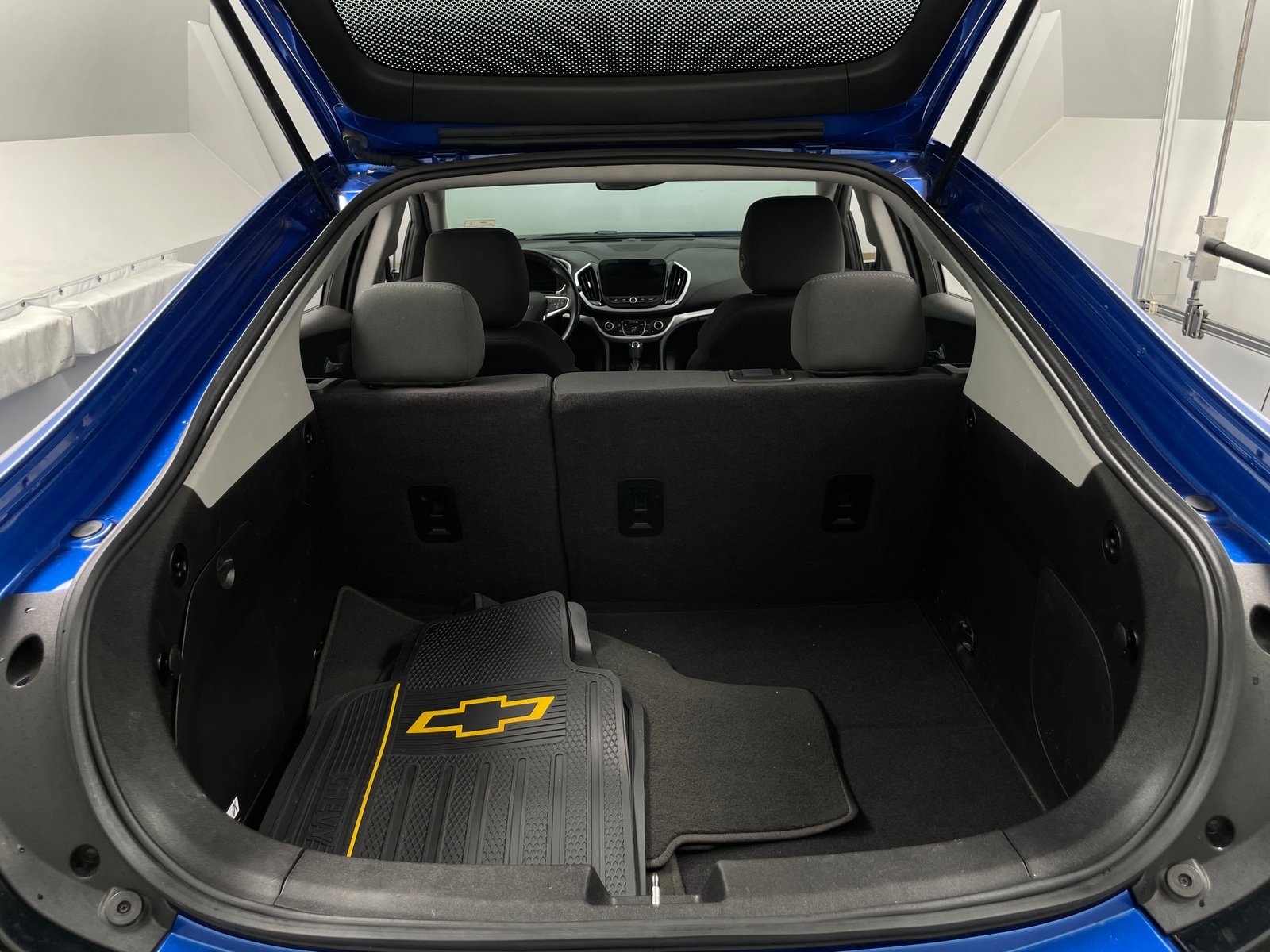 Thumbnail: 2017 Chevrolet Volt - 7
