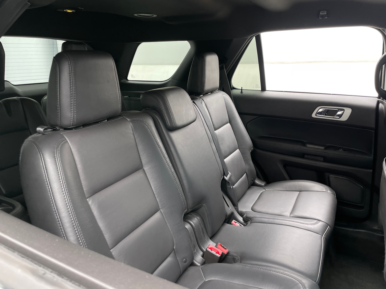 Thumbnail: 2015 Ford Explorer - 5
