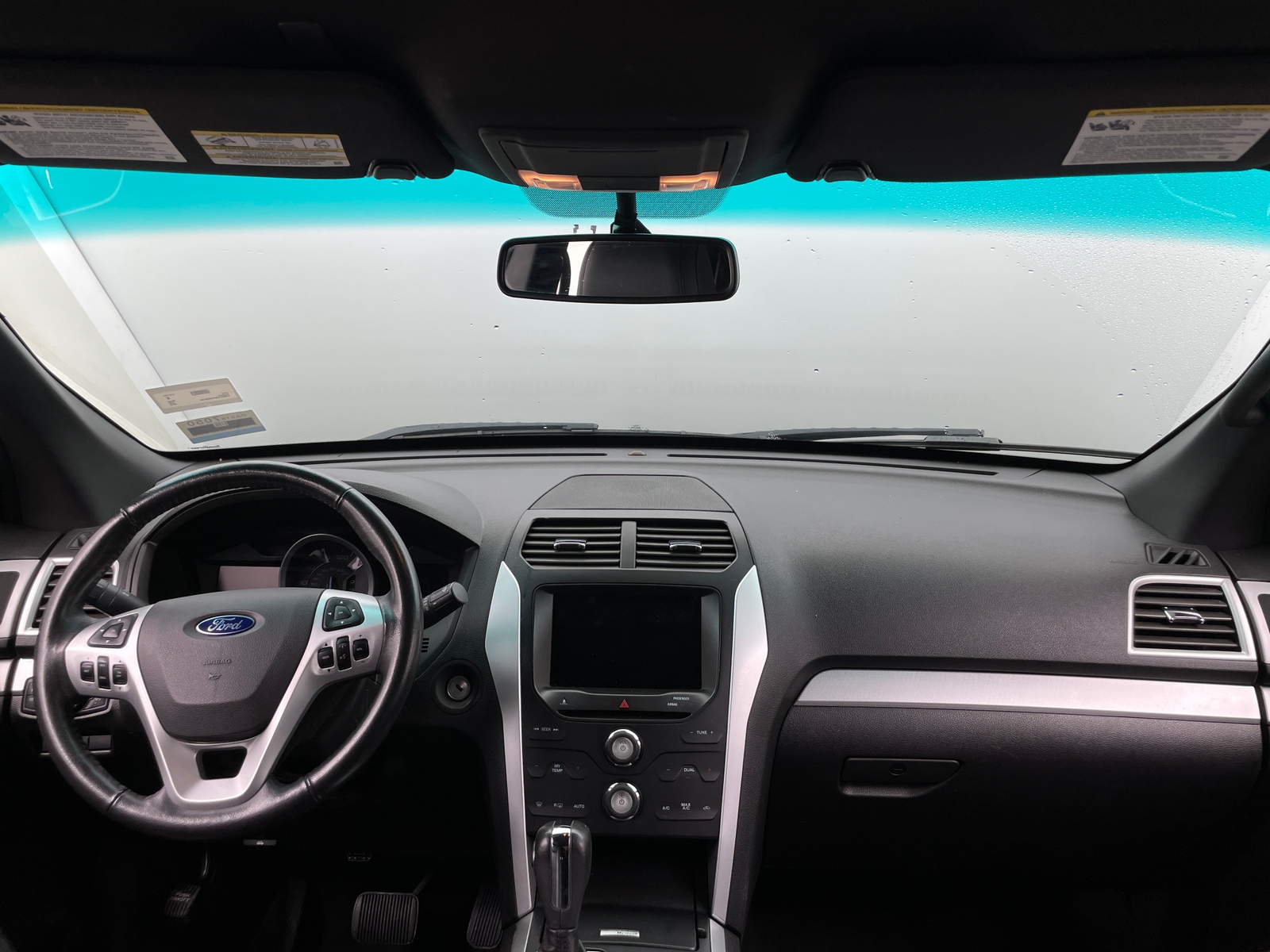 Thumbnail: 2015 Ford Explorer - 2