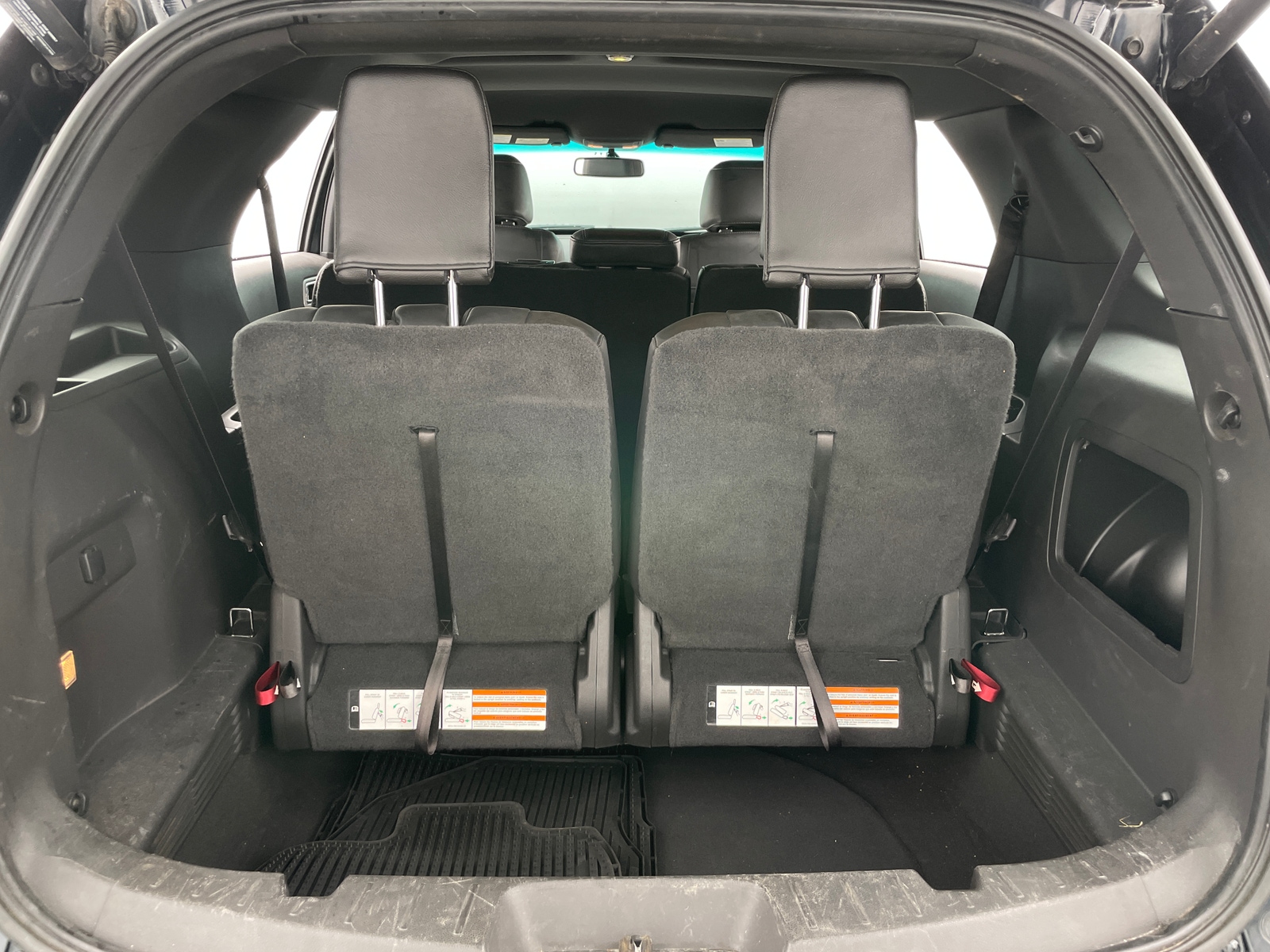 Thumbnail: 2015 Ford Explorer - 6