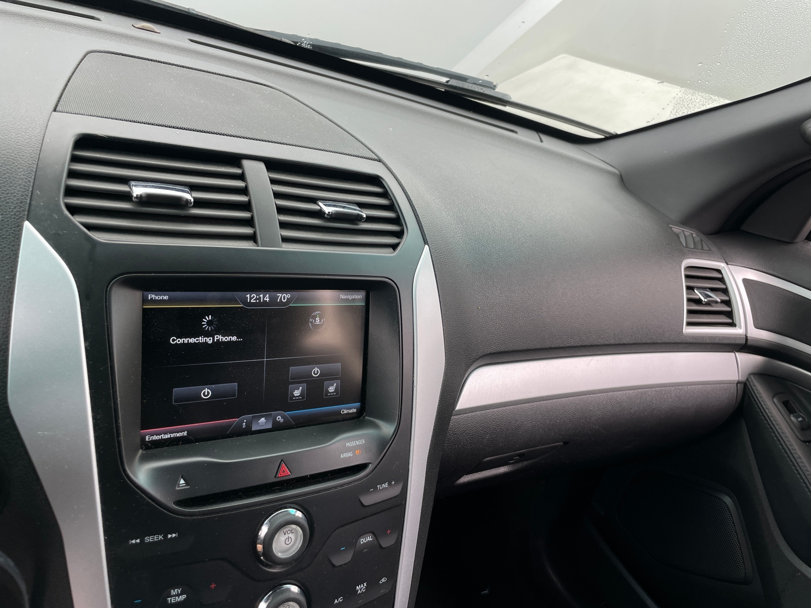 Thumbnail: 2015 Ford Explorer - 3