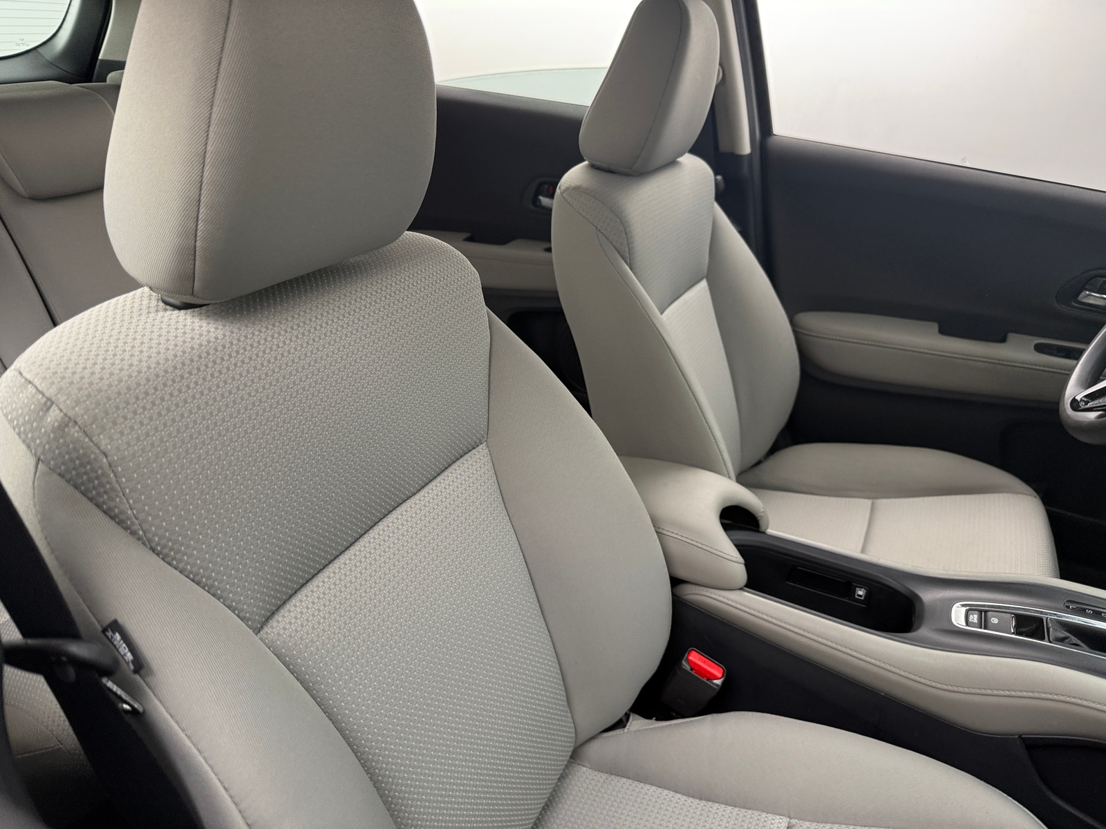 Thumbnail: 2019 Honda HR-V - 2