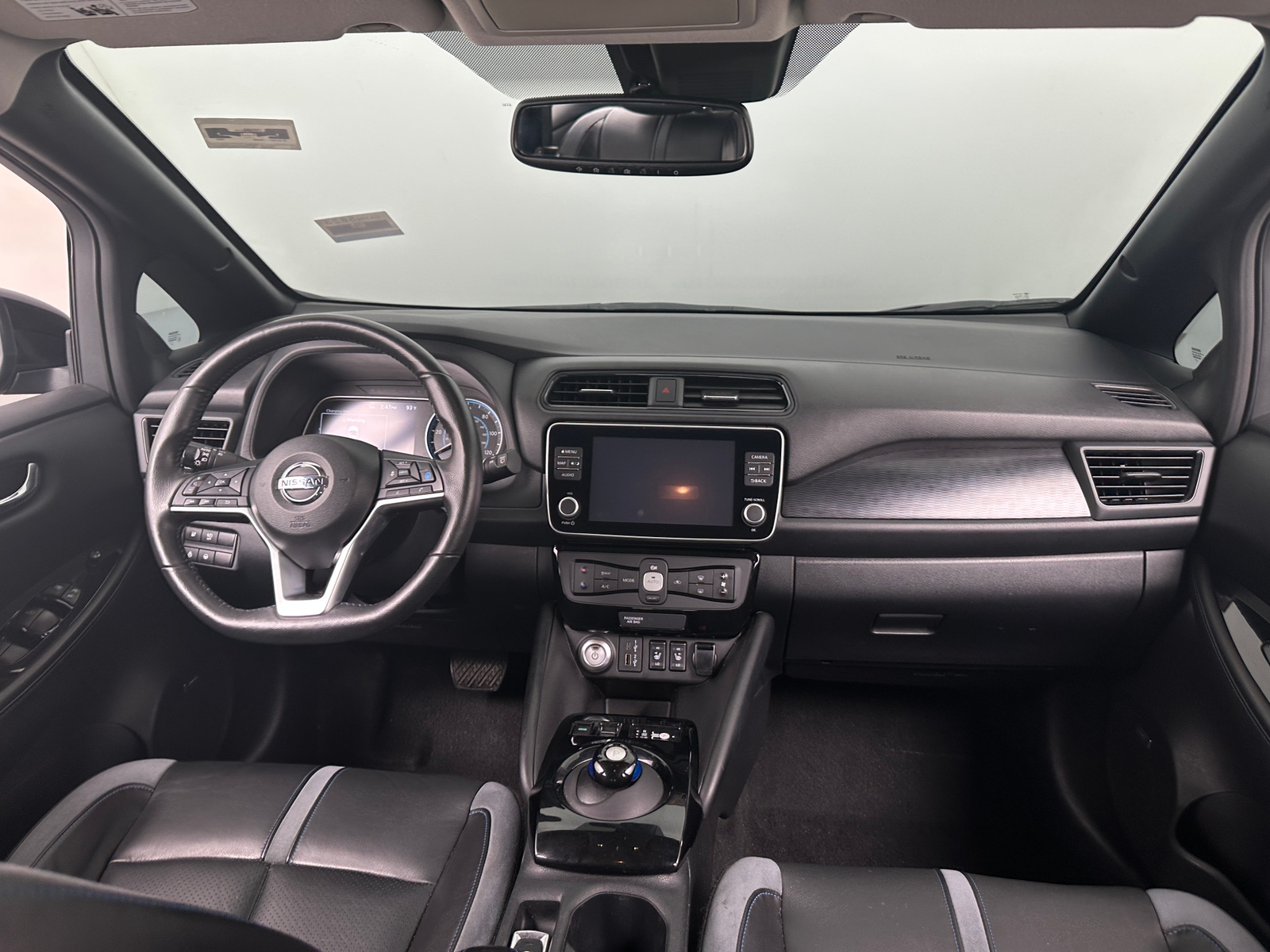 Thumbnail: 2020 Nissan Leaf - 2