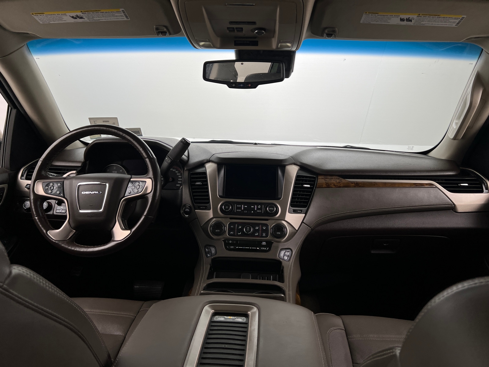 Thumbnail: 2016 GMC Yukon - 2