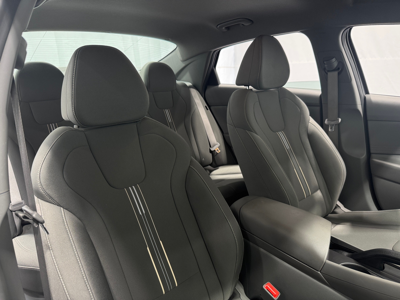 Thumbnail: 2024 Hyundai Elantra - 2