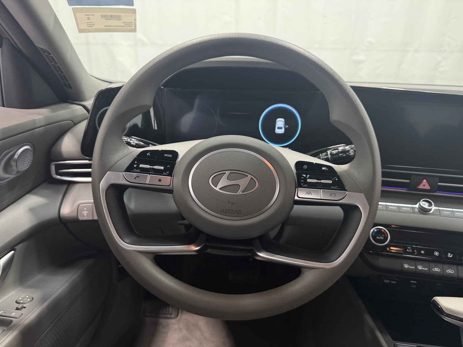 Thumbnail: 2024 Hyundai Elantra - 5