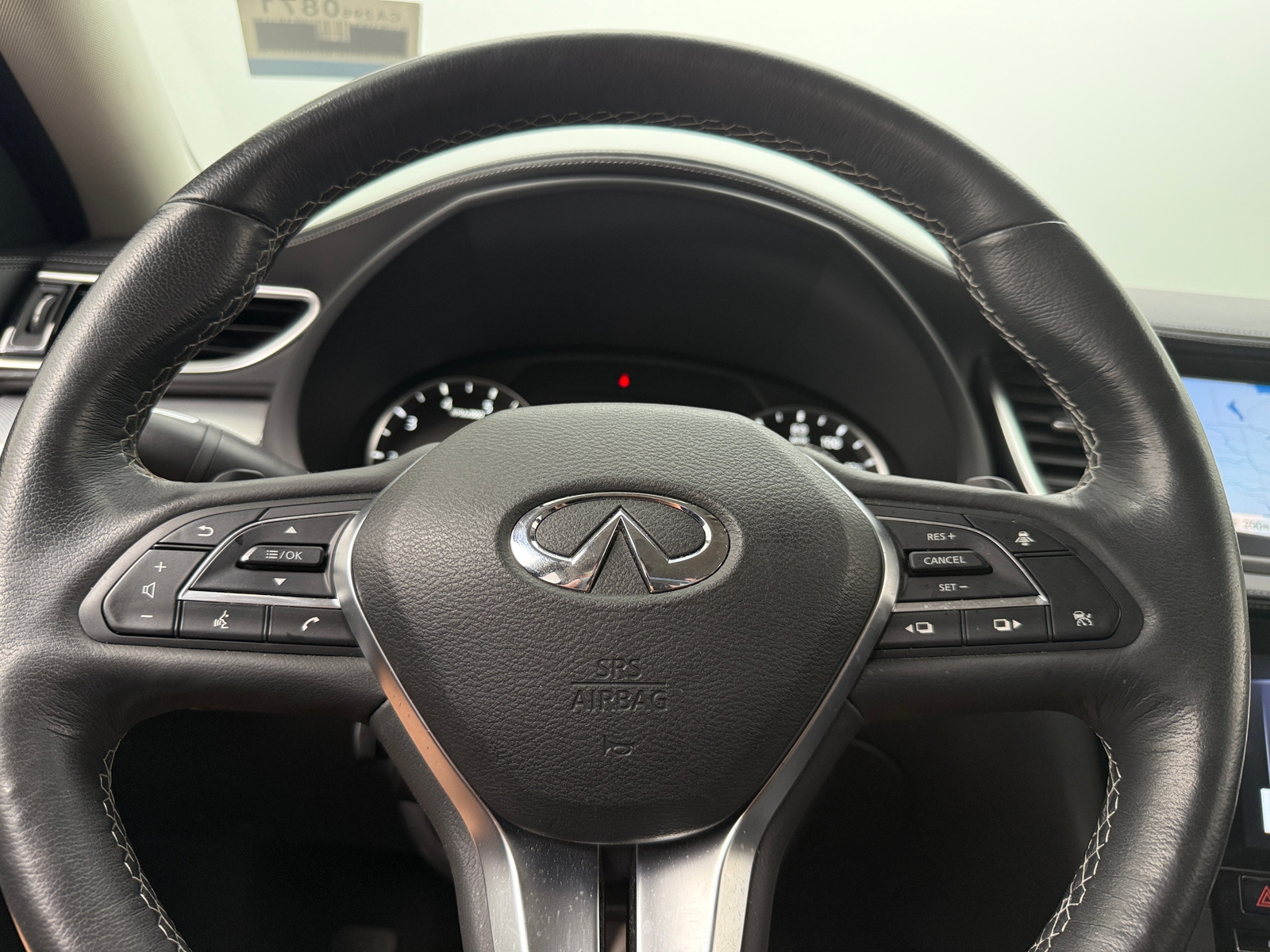 Thumbnail: 2019 INFINITI QX50 - 4