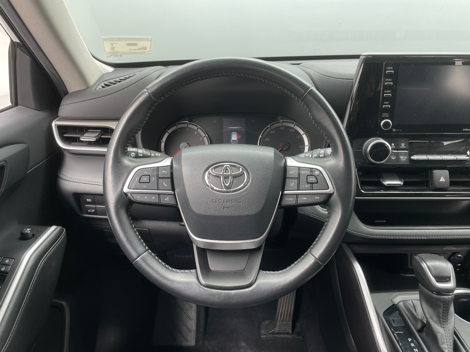 Thumbnail: 2022 Toyota Highlander - 5