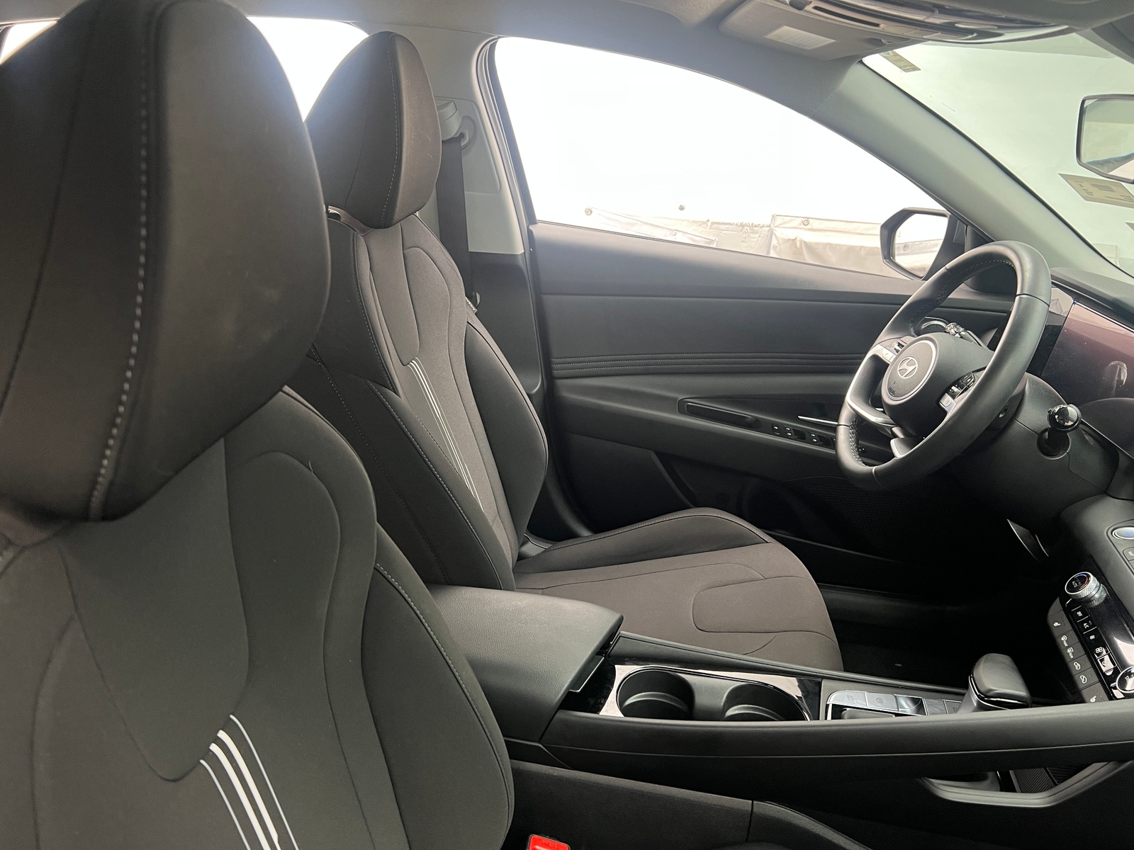 Thumbnail: 2024 Hyundai Elantra - 2
