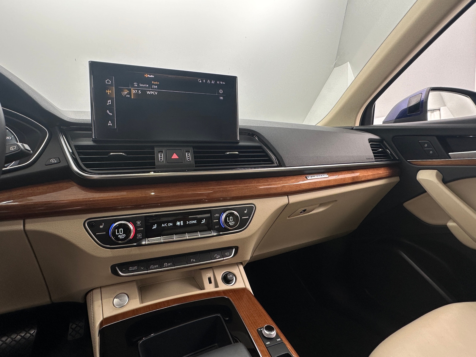 Thumbnail: 2021 Audi Q5 - 3