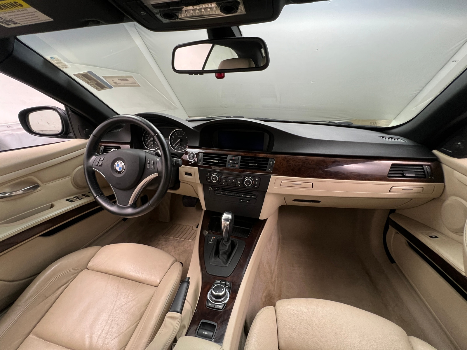 Thumbnail: 2011 BMW 3 Series - 2
