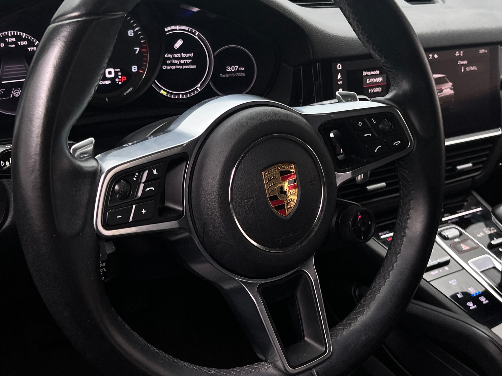 Thumbnail: 2021 Porsche Cayenne - 4