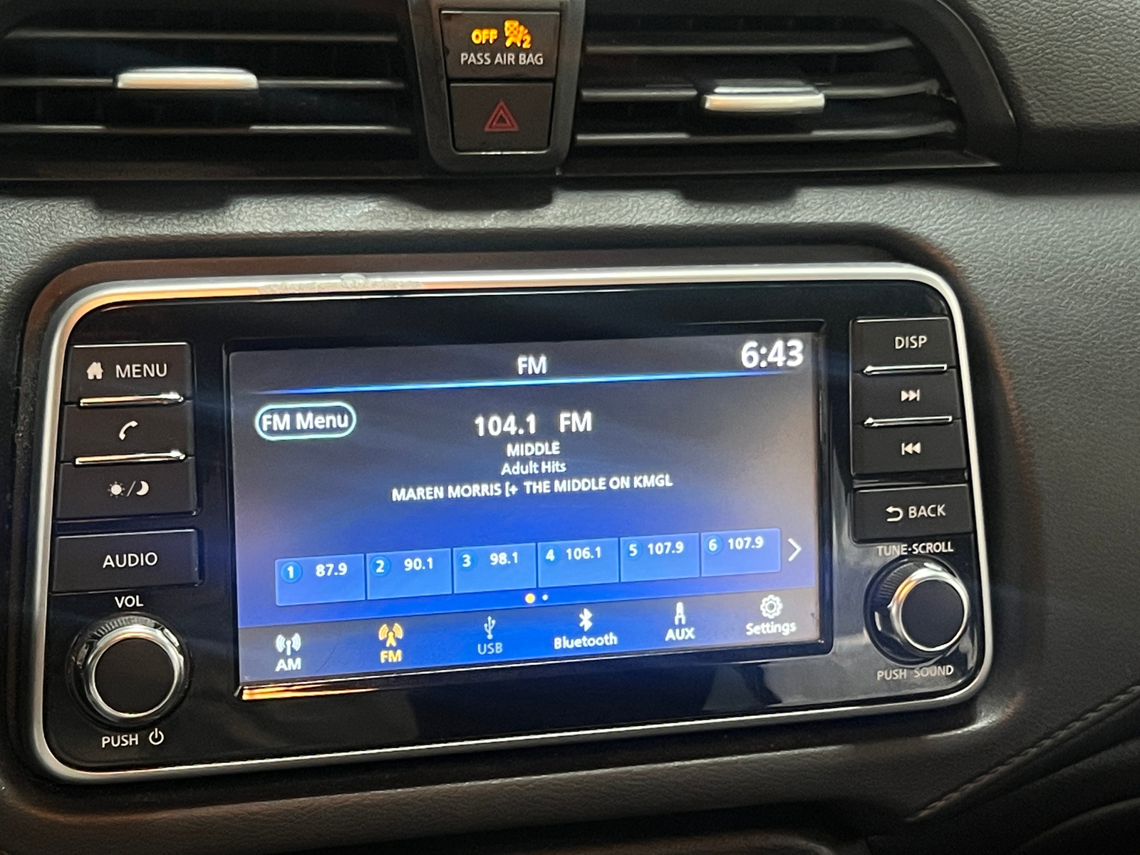 Thumbnail: 2020 Nissan Versa - 4