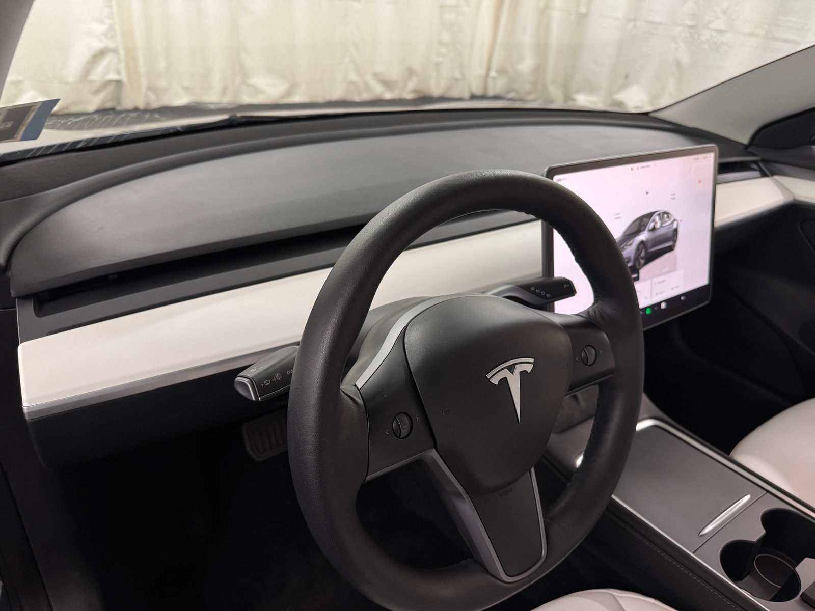 Thumbnail: 2023 Tesla Model 3 - 2