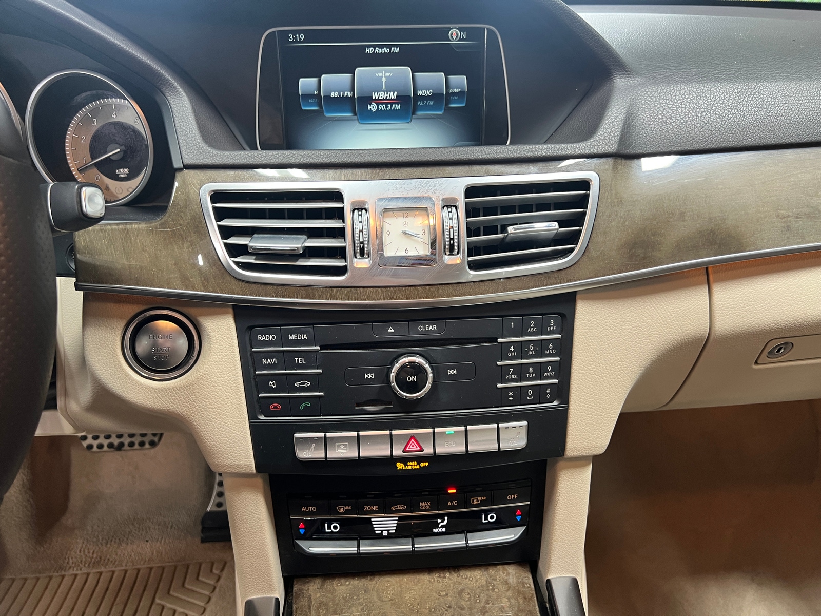 Thumbnail: 2016 Mercedes-Benz E-Class - 3